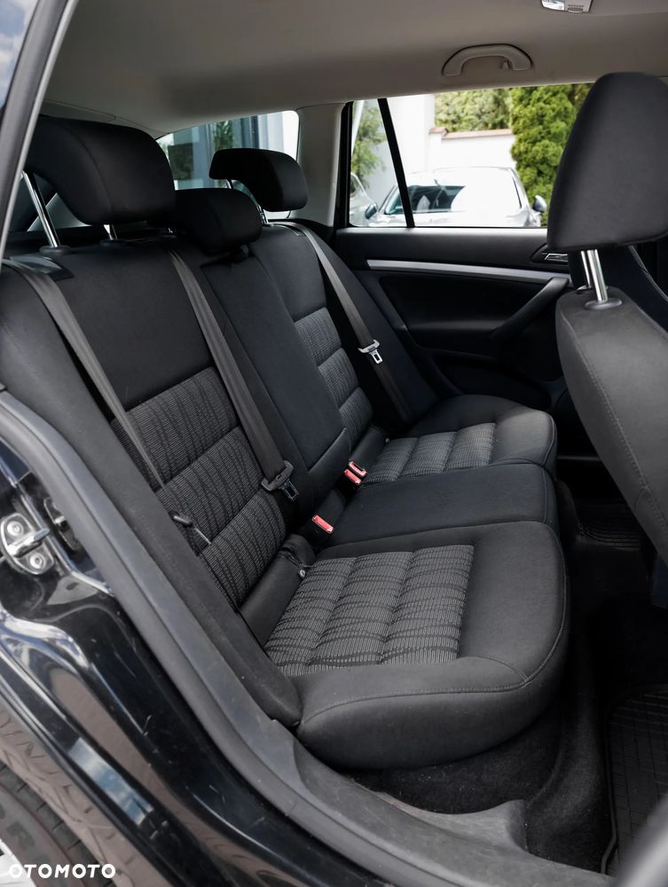 Skoda Octavia 1.8 TSI Ambiente - 12