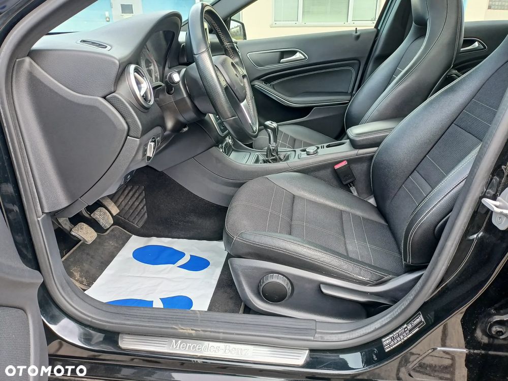 Mercedes-Benz Klasa A 180 (BlueEFFICIENCY) AMG Sport - 16
