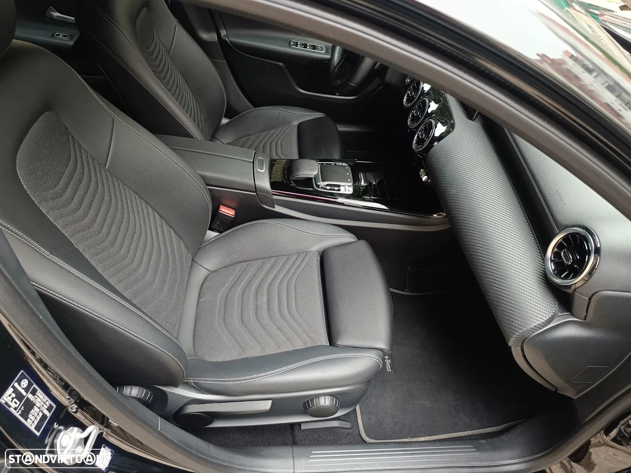 Mercedes-Benz A 200 7G-DCT Progressive - 21