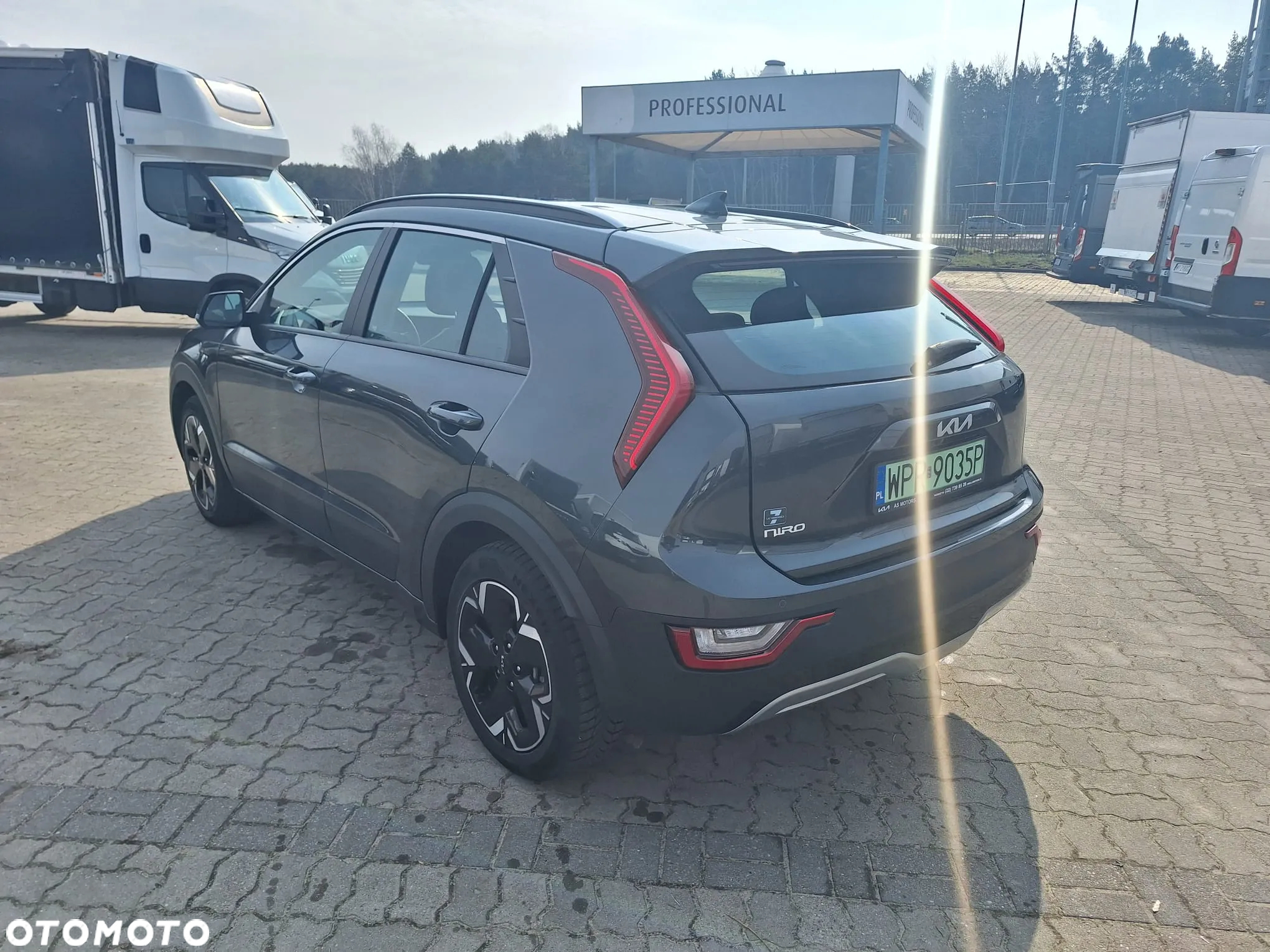 Kia Niro e-Niro 64kWh L - 5