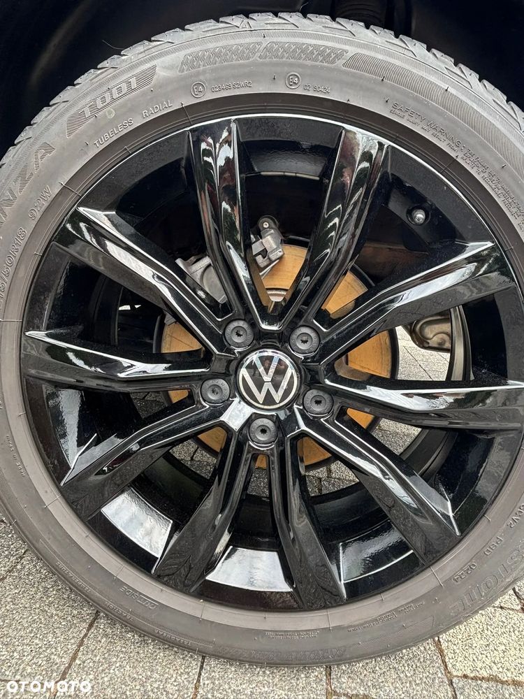 Volkswagen T-Roc - 19