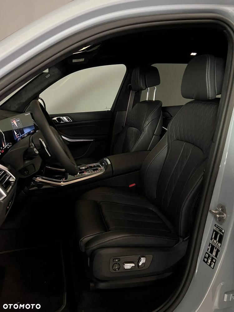 BMW X7 - 15