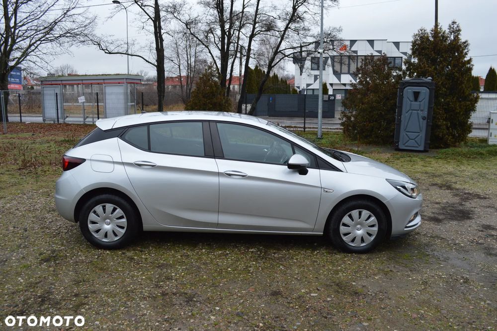 Opel Astra 1.4 T Enjoy S&S - 21