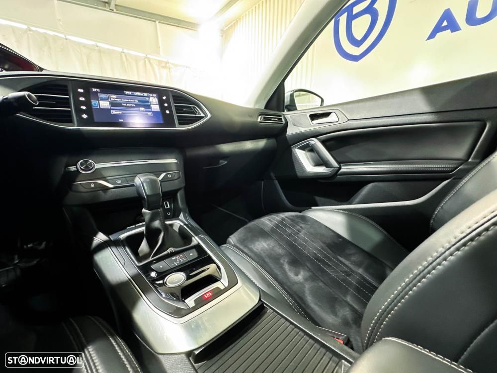 Peugeot 308 BlueHDi FAP 120 EAT6 Stop&Start GT-Line Edition - 26