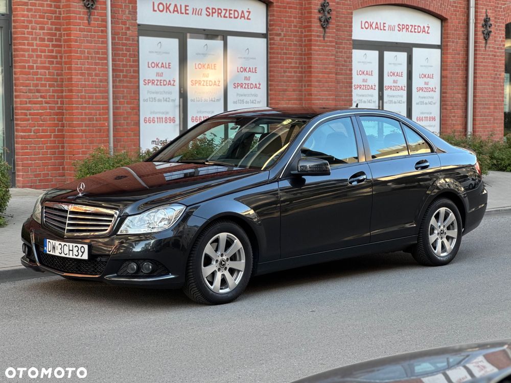 Mercedes-Benz Klasa C 180 CDI DPF (BlueEFFICIENCY) 7G-TRONIC - 2