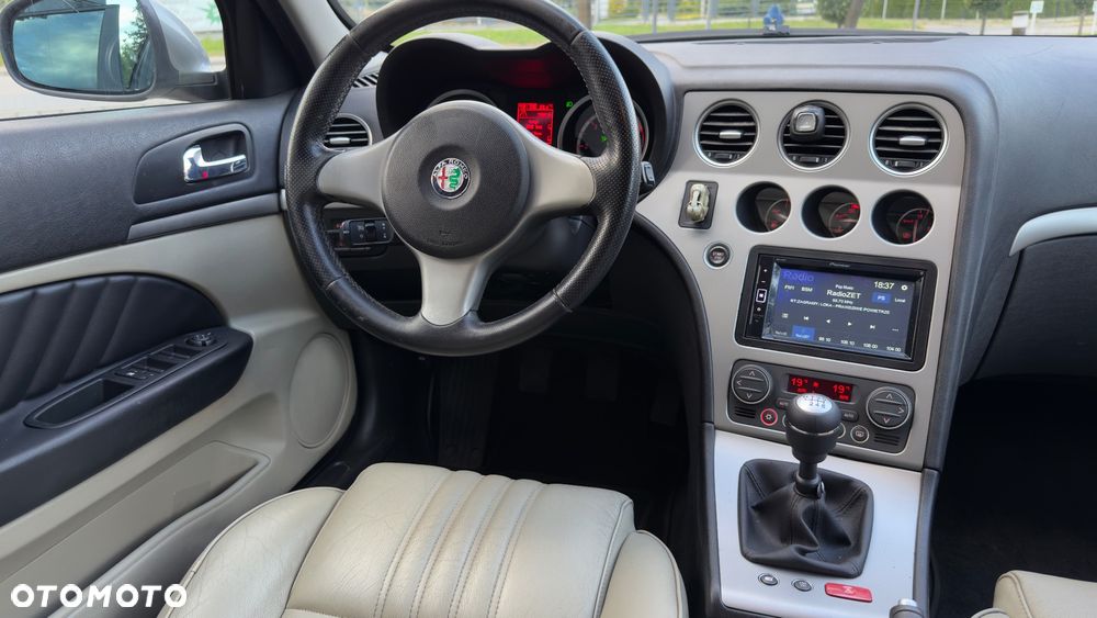 Alfa Romeo 159 1.9 JTDM 16V DPF Distinctive - 5