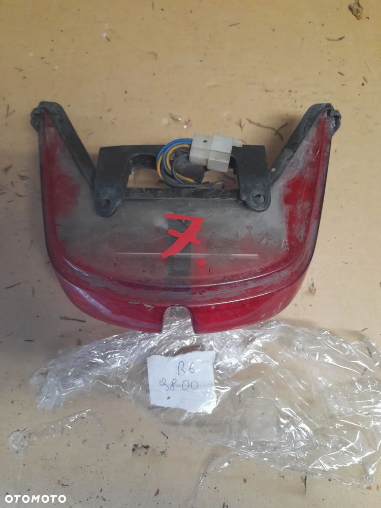 YAMAHA YZF-R6 600 RJ03 99-02 Lampa tył tylna - 1