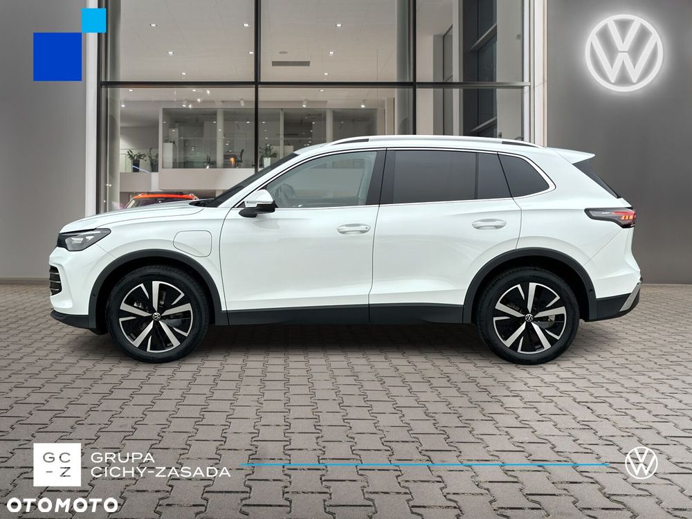 Volkswagen Tiguan - 2