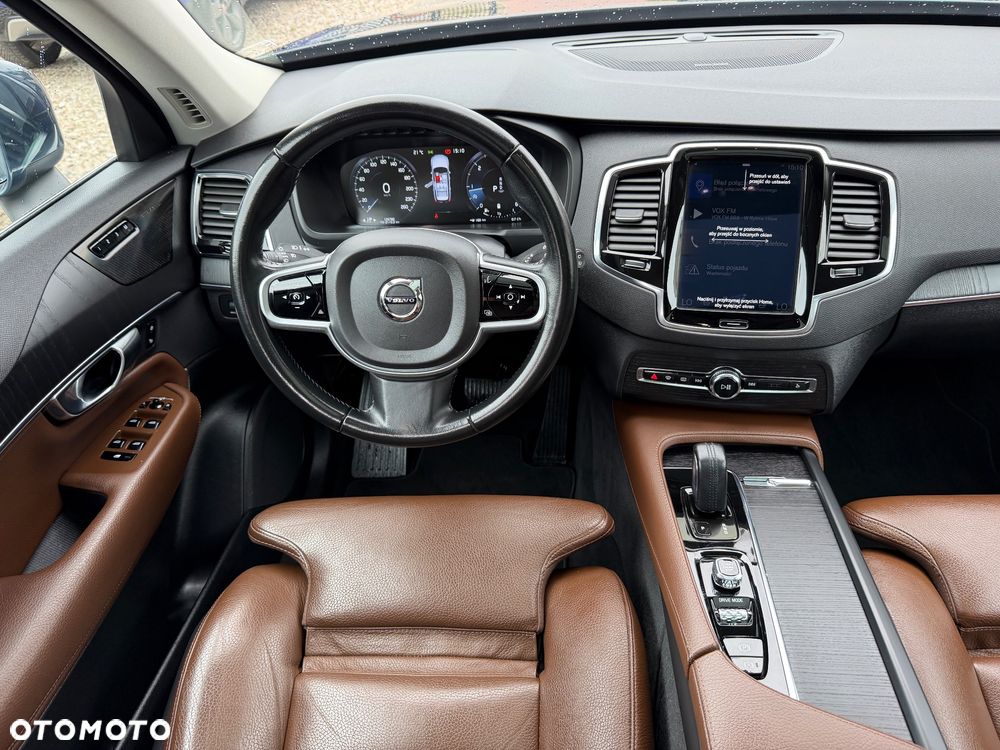Volvo XC 90 B5 D AWD Momentum Pro - 10