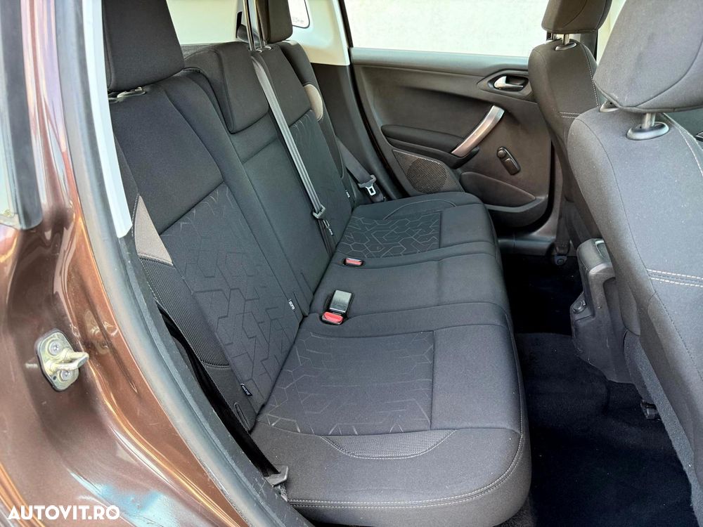 Peugeot 2008 1.2 VTi Active - 12