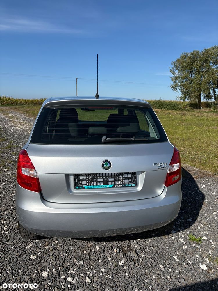Skoda Fabia 1.4 16V Style Edition - 14