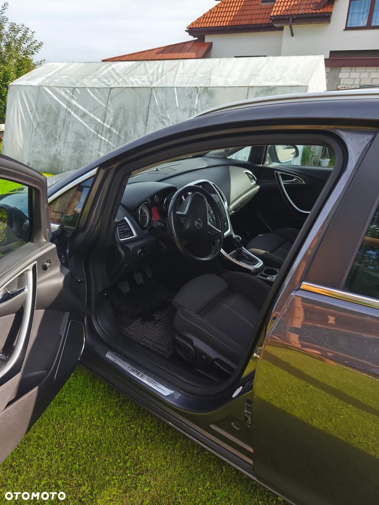Opel Astra 1.4 T Cosmo - 10