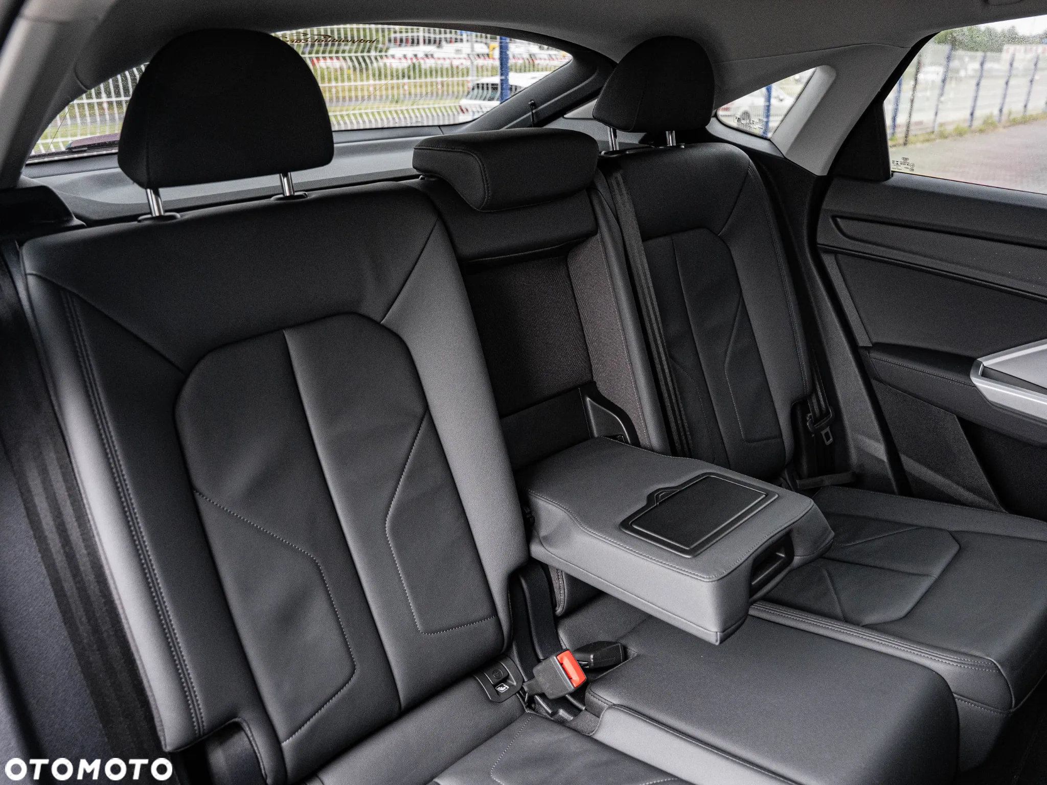 Audi Q3 Sportback 35 TDI ack S tronic S line - 27