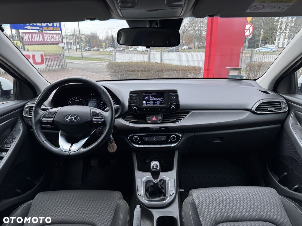 Hyundai i30 1.4 T-GDI Classic + - 10