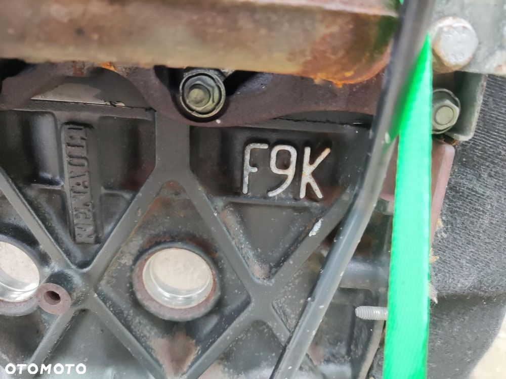 SILNIK KOMPLETNY WTRYSKIWACZE TURBO RENAULT TRAFIC II VIVARO A 1.9 DCI F9K - 5