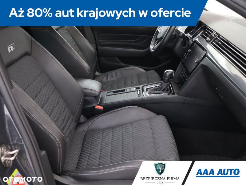 Volkswagen Passat Variant - 11