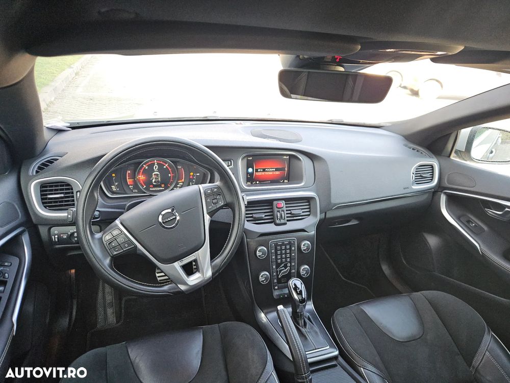 Volvo V40 D3 Aut. Inscription - 4