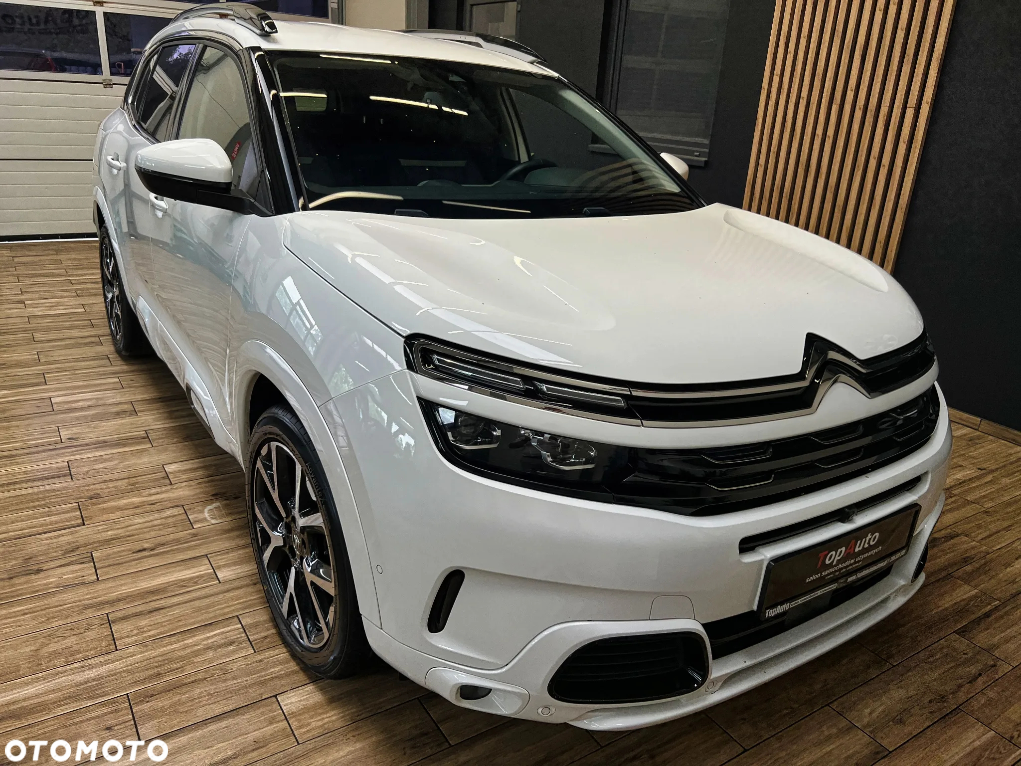 Citroën C5 Aircross 1.6 PureTech Shine EAT8 - 4