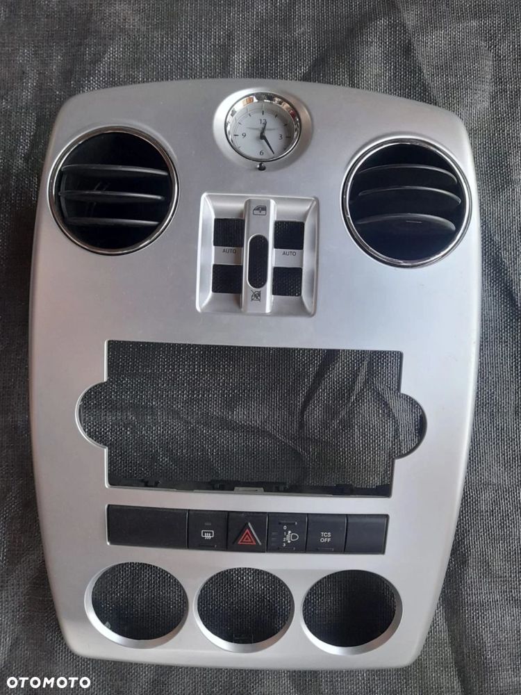 PT Cruiser ramka radia konsola lift Chrysler * - 1