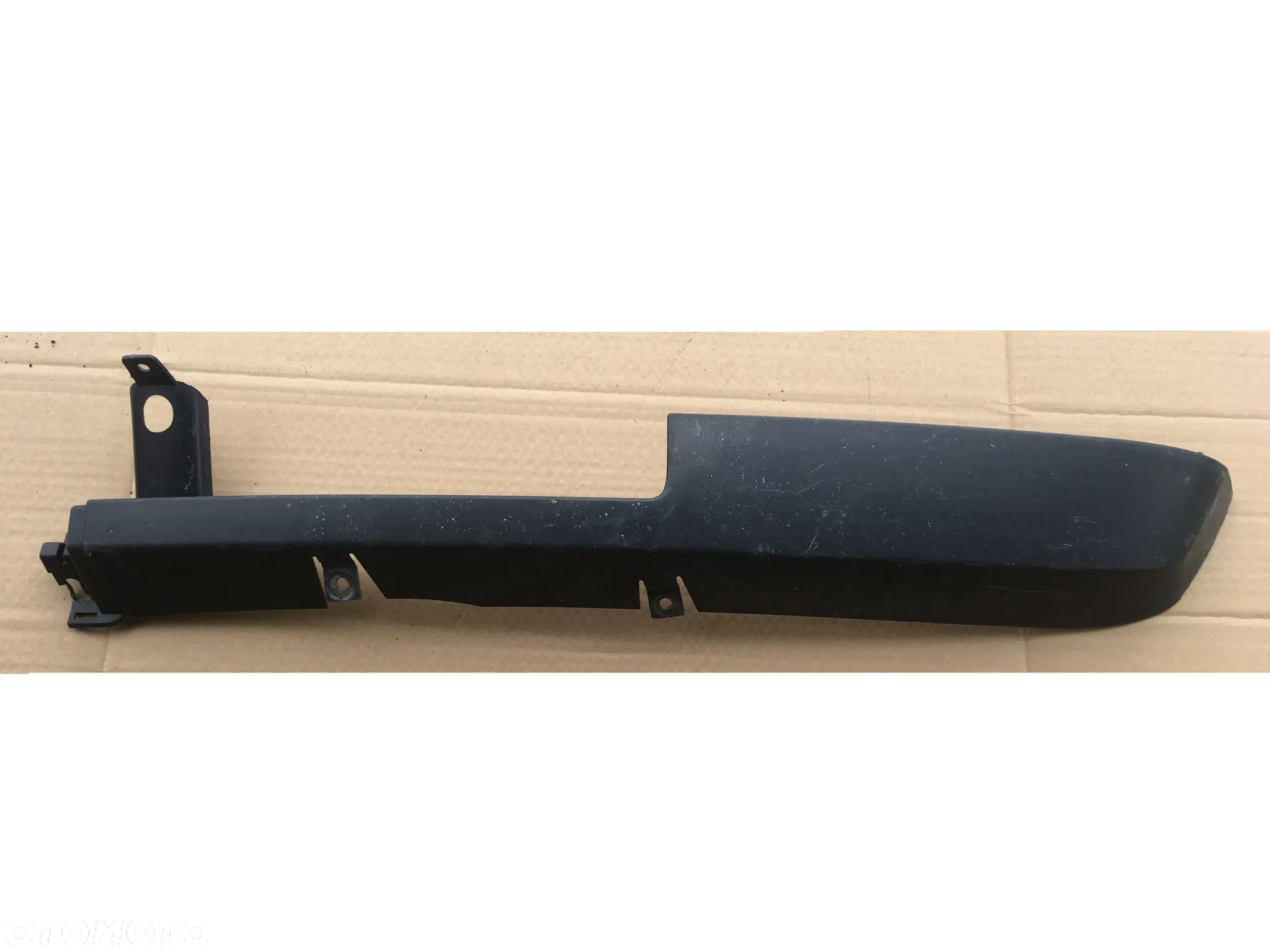 Spojler zderzaka lewy Range Rover 3 III LM L322 2002-2005 - 1