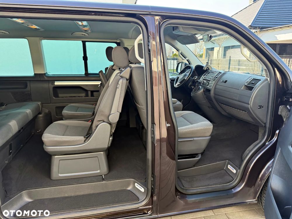 Volkswagen Multivan - 14