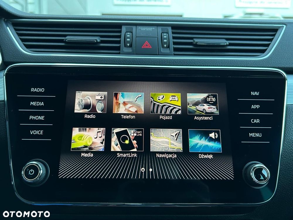 Skoda Superb 1.5 TSI Ambition DSG - 27