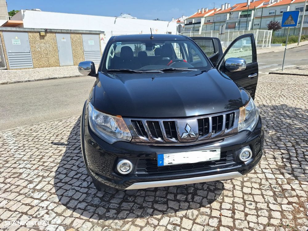 Mitsubishi L200 2.4 DI-D CD Instyle Strakar AT 4WD - 5