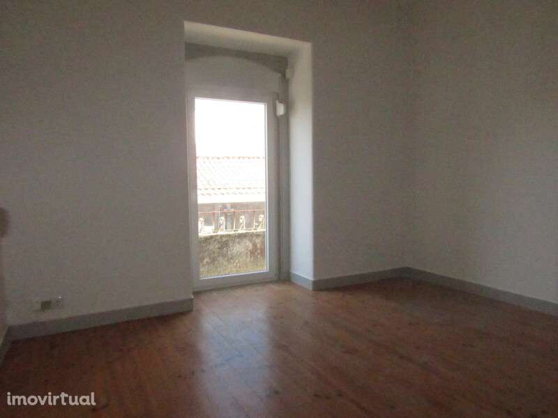 Escritório com 12 m² no centro de Torres Vedras. - Grande imagem: 5/12