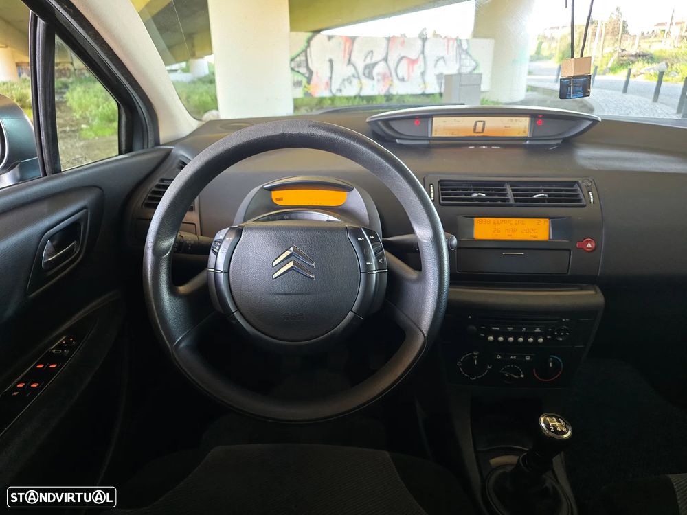 Citroën C4 1.4 16V SX - 15