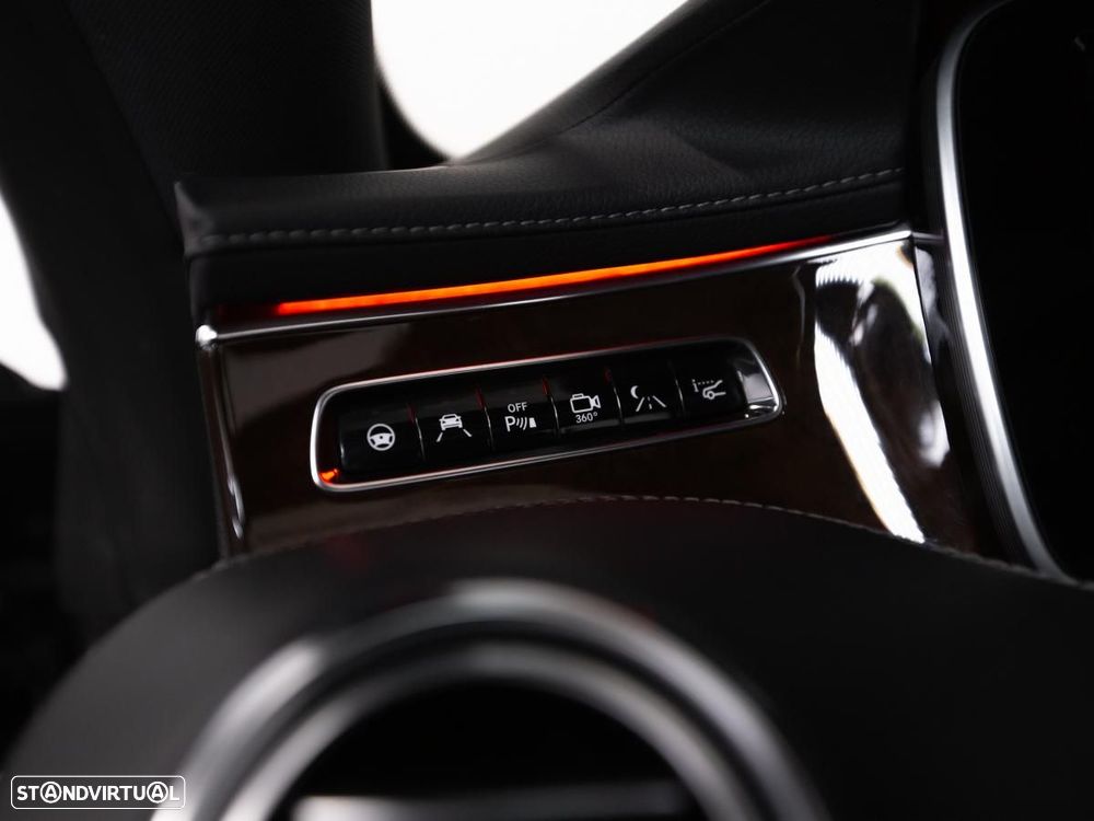 Mercedes-Benz S 63 AMG Speedshift 7G-MCT - 31