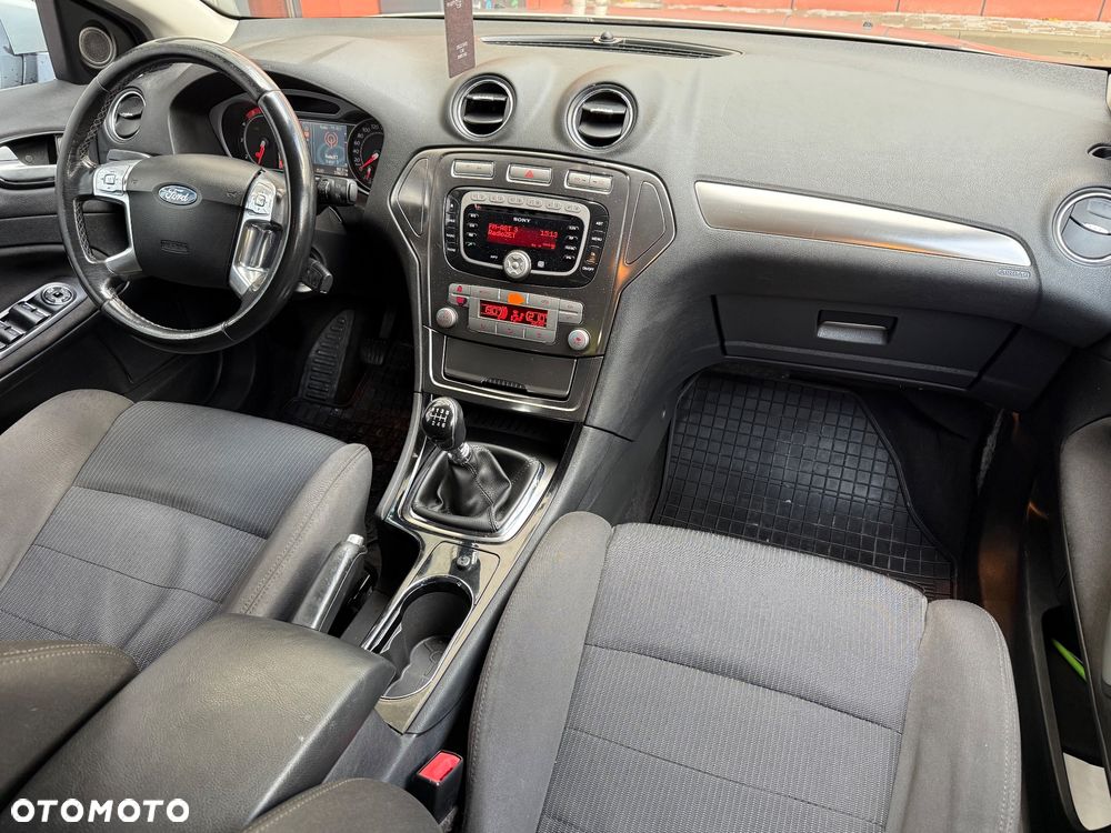 Ford Mondeo 2.0 TDCi Titanium - 9