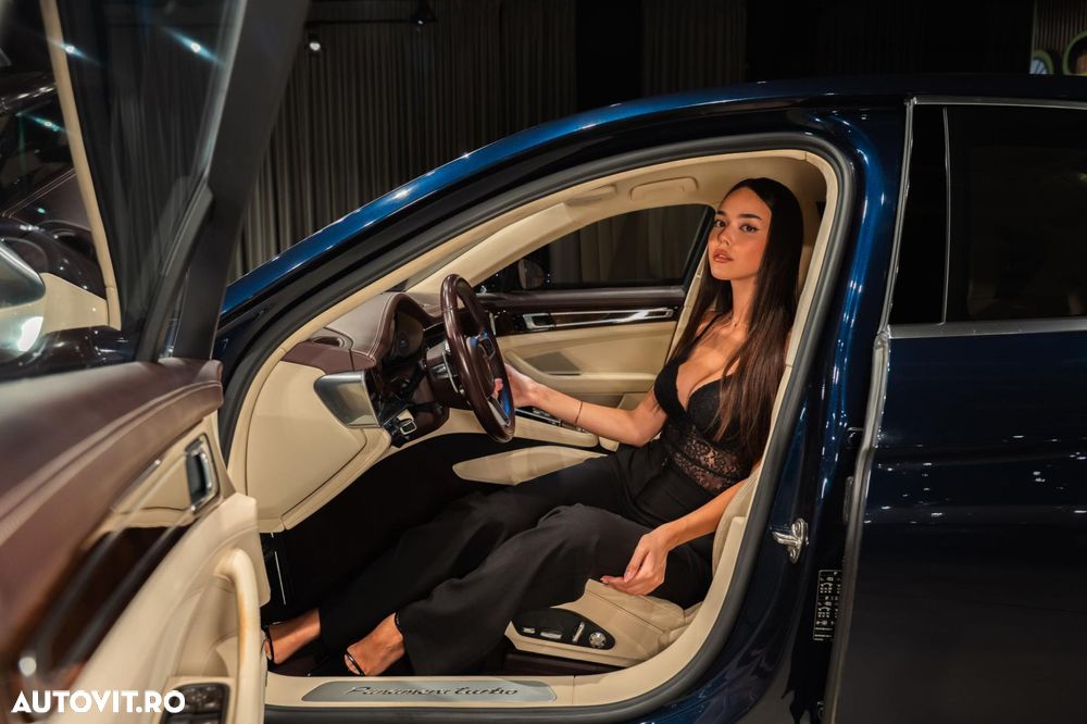 Porsche Panamera - 15