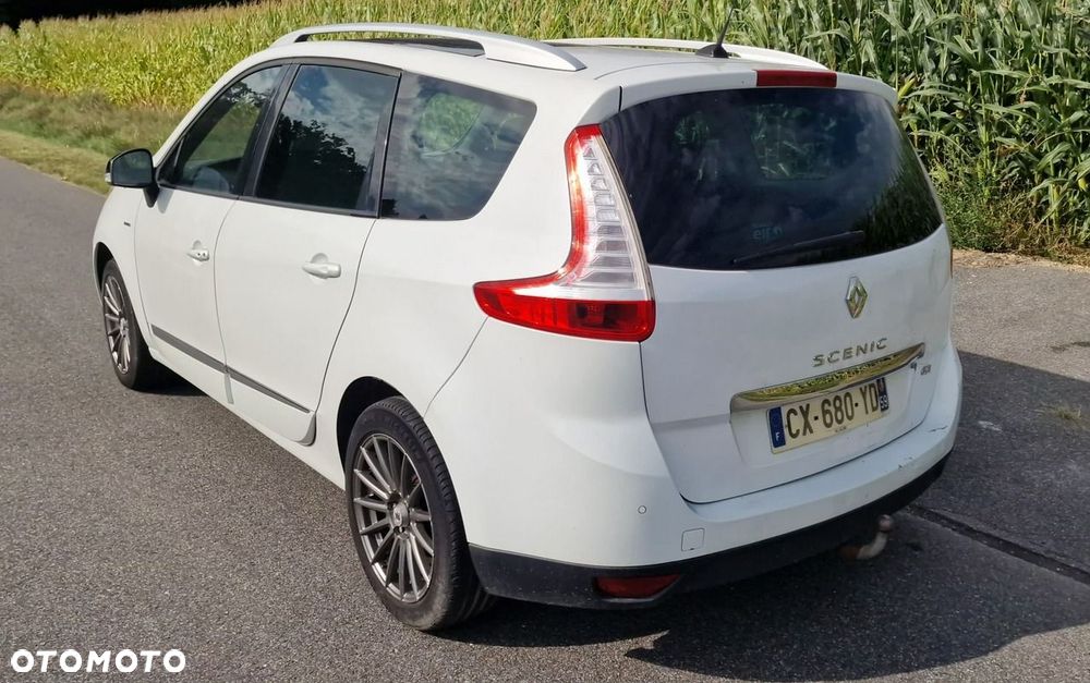 Renault Grand Scenic - 27