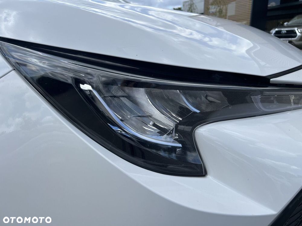 Toyota Corolla 1.8 Hybrid Comfort - 29