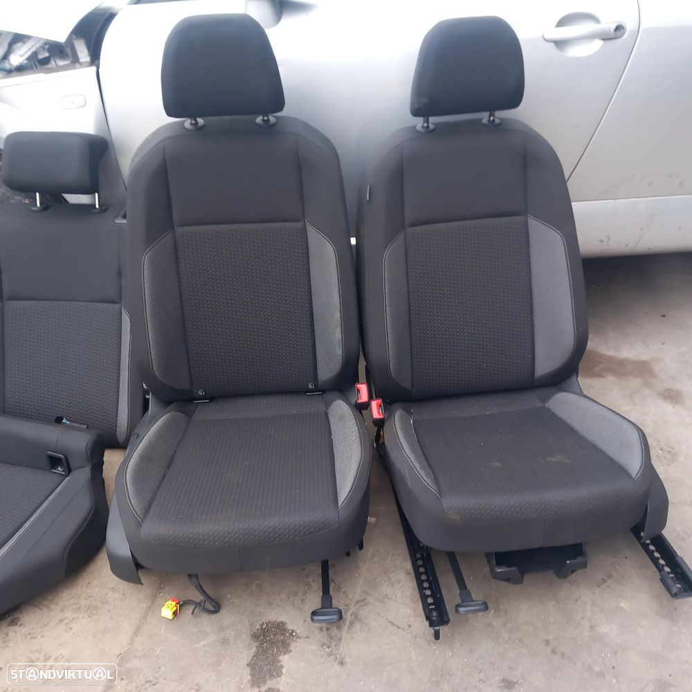 Conjunto bancos vw polo 6 facelift amo 2021 - 1