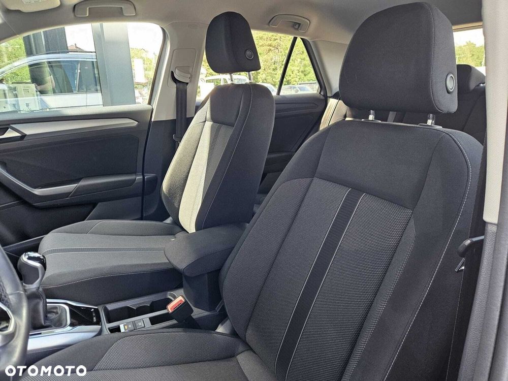 Volkswagen T-Roc - 11
