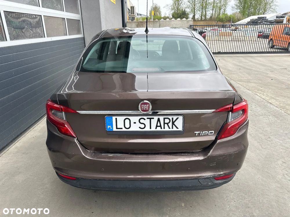 Fiat Tipo 1.6 E-Torq 16v Easy - 4