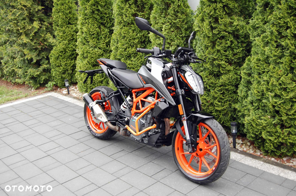 KTM Duke