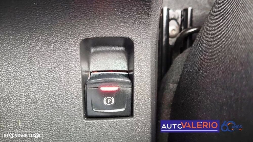 Dacia Sandero 1.0 SCe Essential - 25