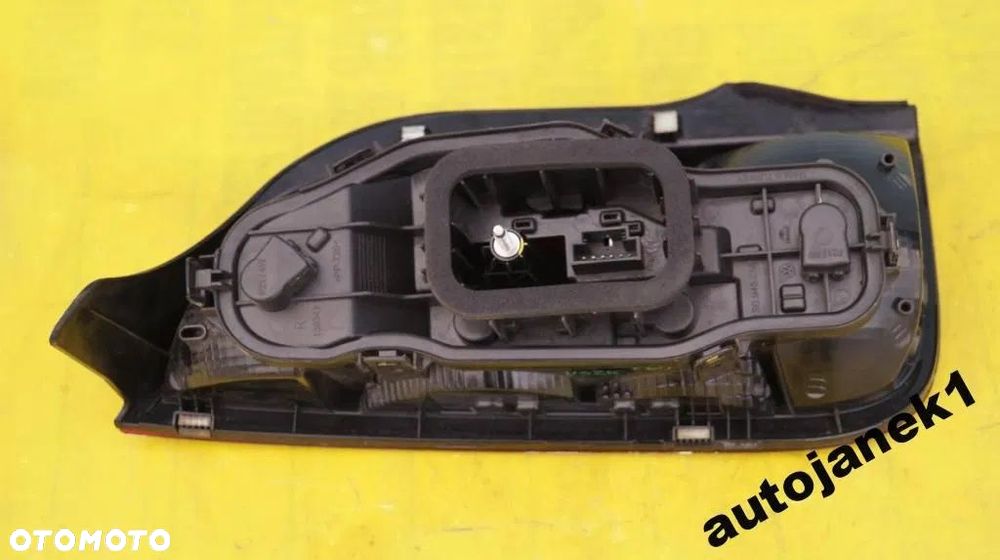 Lampa prawy tył VW Up Gliwice - 2