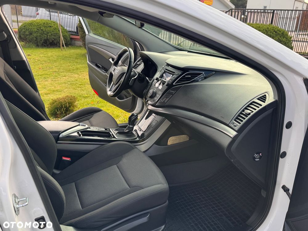 Hyundai i40 1.7 CRDi Premium - 17