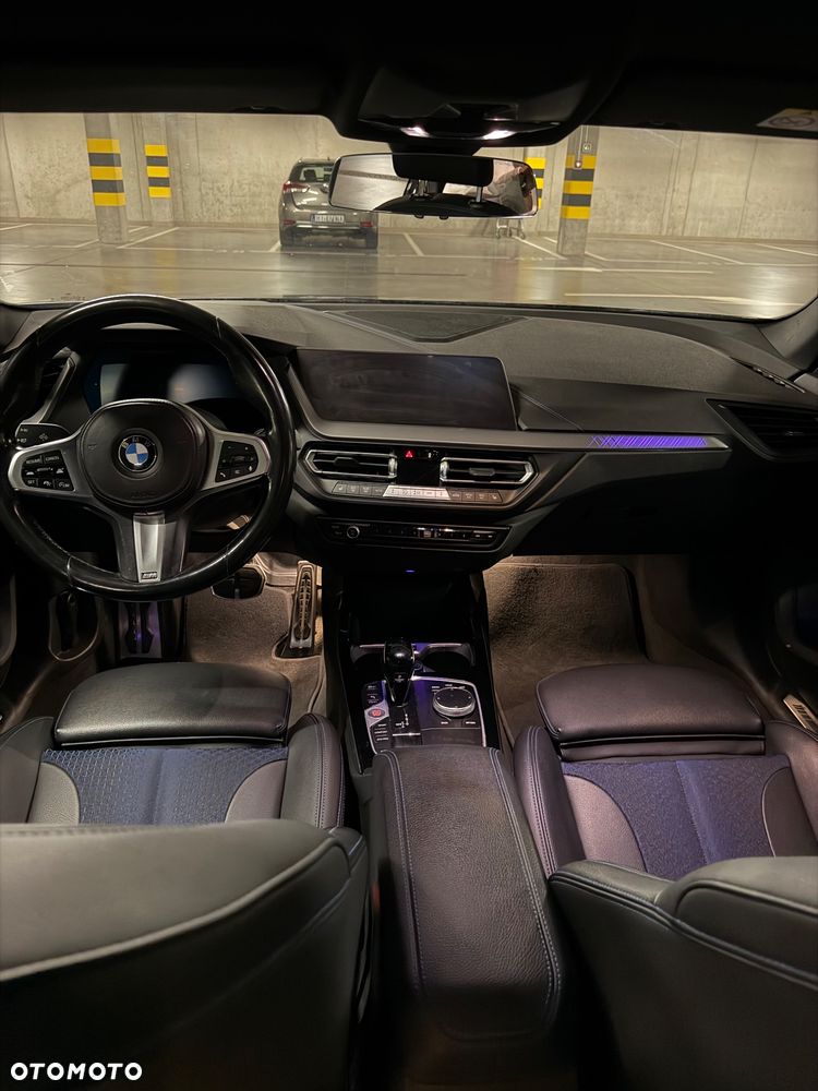 BMW Seria 2 218i M Sport - 12