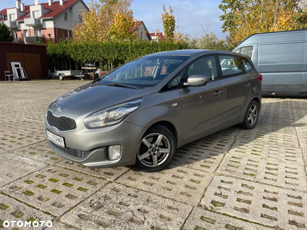 Kia Carens