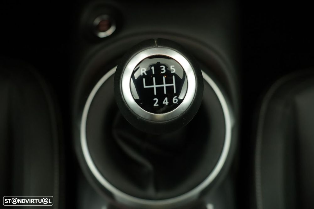 Nissan Juke 1.0 DIG-T Tekna - 14