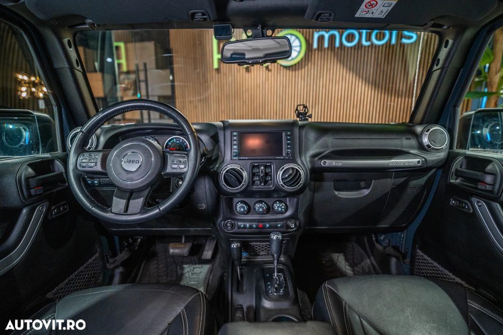 Jeep Wrangler - 22
