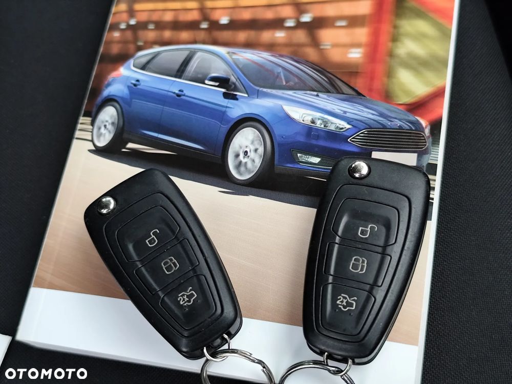 Ford Focus 1.0 EcoBoost Start-Stopp-System COOL&CONNECT DESIGN - 28