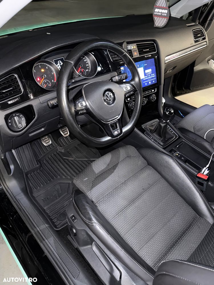 Volkswagen Golf 2.0 TDI 4Motion - 9