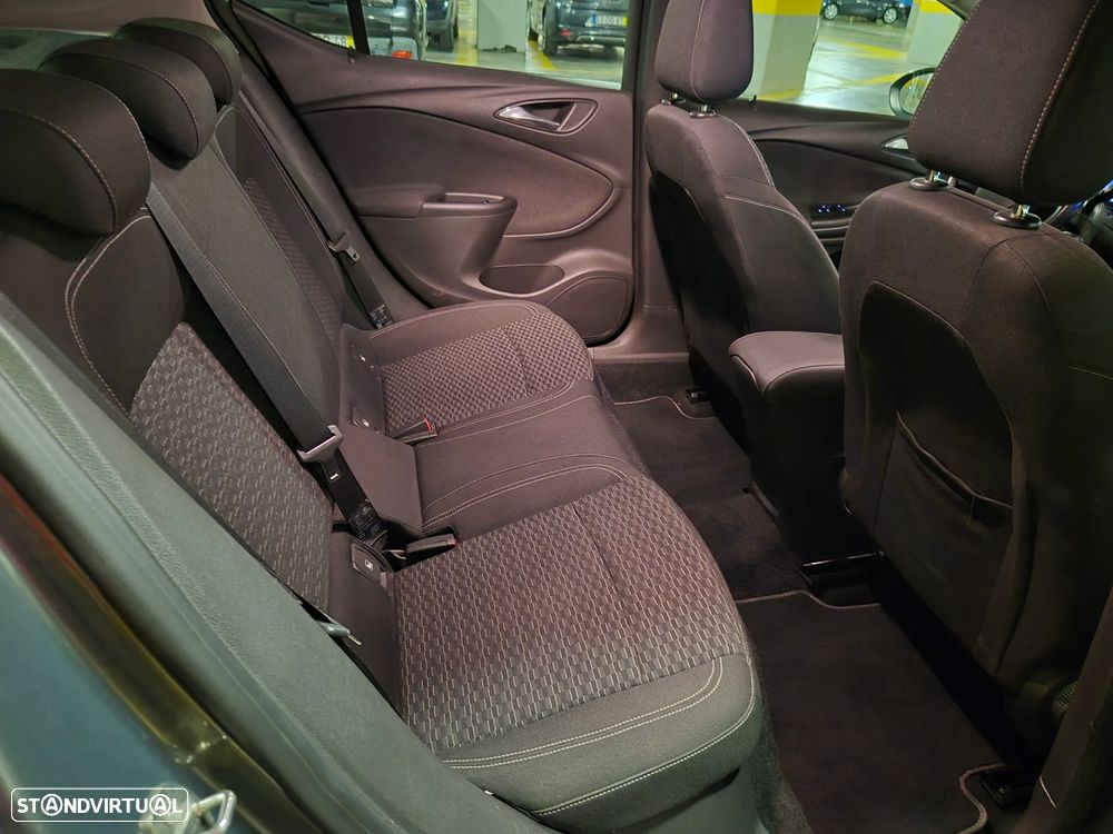 Opel Astra 1.6 CDTI Dynamic Sport S/S - 35