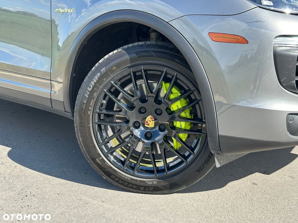 Porsche Cayenne S E-Hybrid - 33