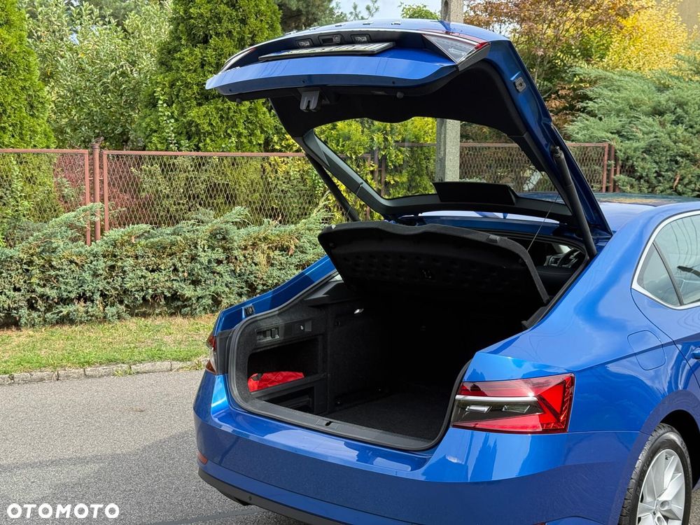 Skoda Superb 1.5 TSI Ambition DSG - 11
